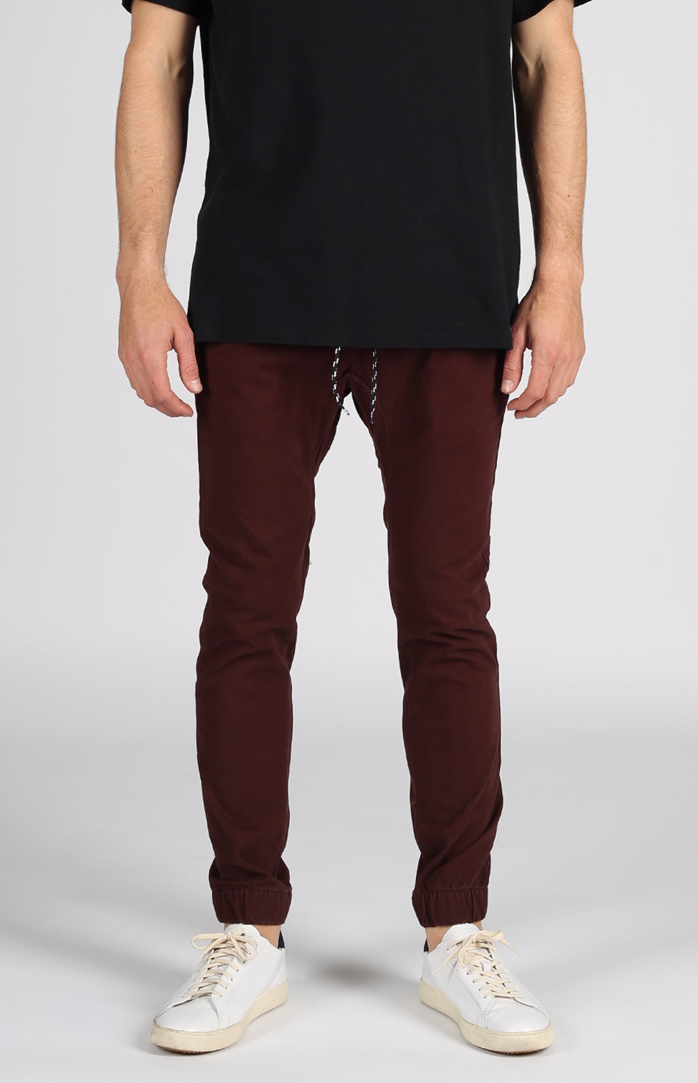 LC6754_weekend_jogger_2.