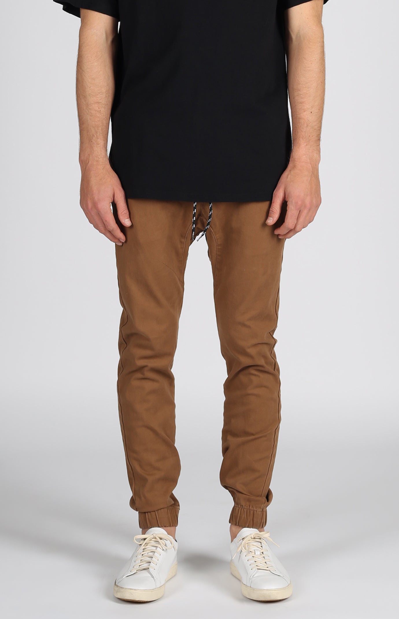 LIRA CLOTHING